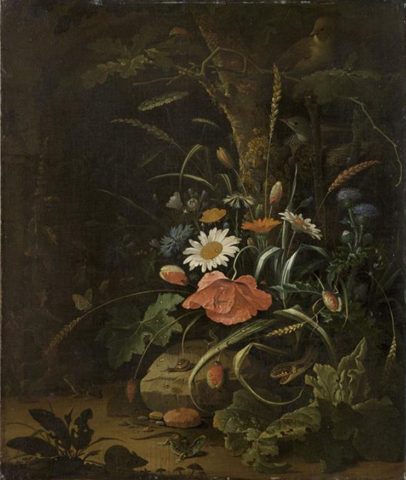 Naturaleza muerta de flores silvestres al pie de un roble, frente a una gruta